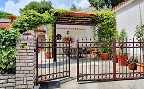 Nadia'S House